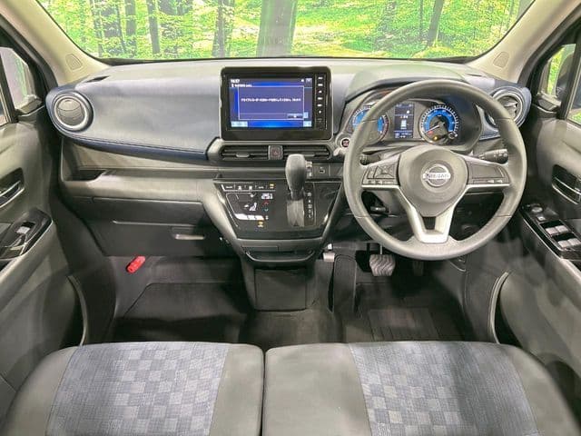 NISSAN