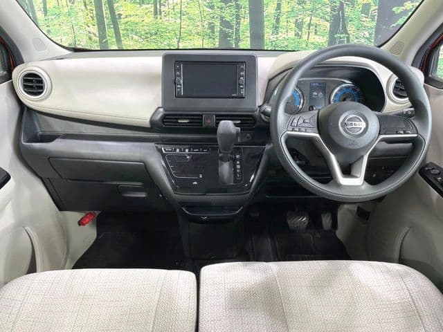 NISSAN