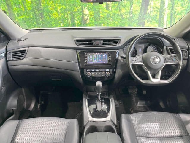 NISSAN