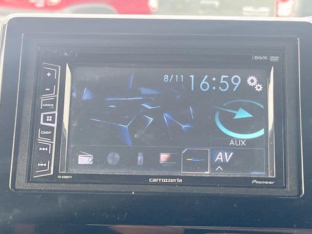 Car thumbnail 4