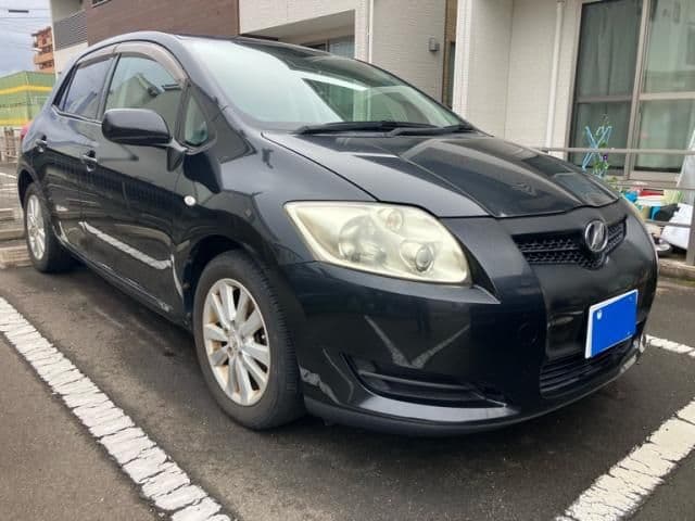 TOYOTA AURIS