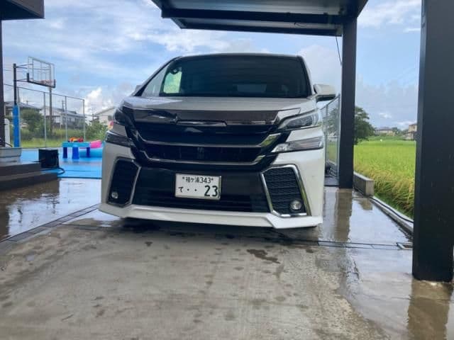 TOYOTA VELLFIRE