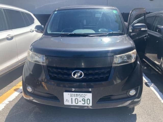 TOYOTA bB