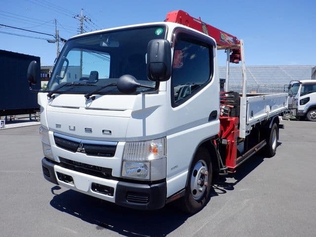 MITSUBISHI CANTER