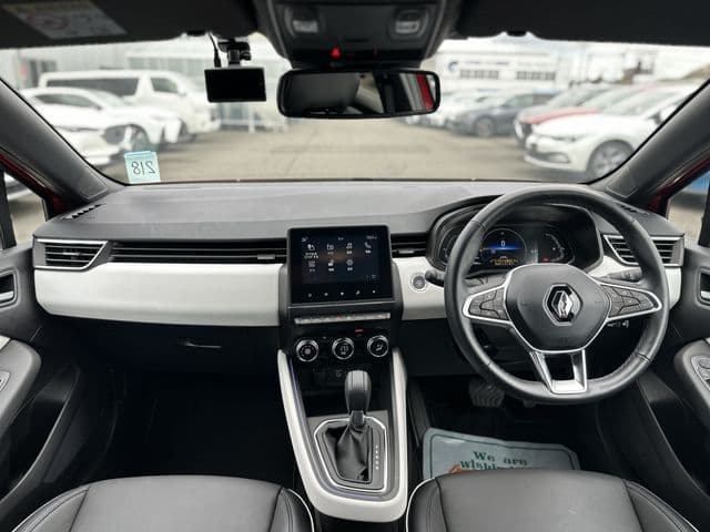 RENAULT