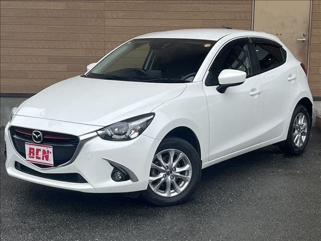 MAZDA DEMIO 4WD