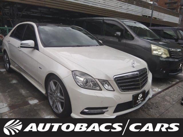 MERCEDES BENZ MERCEDES BENZ E class sedan