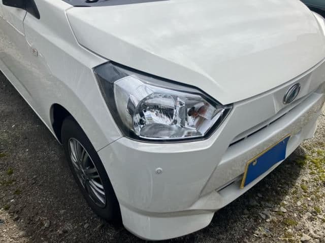 Car thumbnail 2