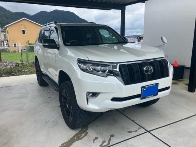 TOYOTA LANDCRUISER PRADO
