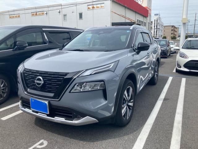 NISSAN