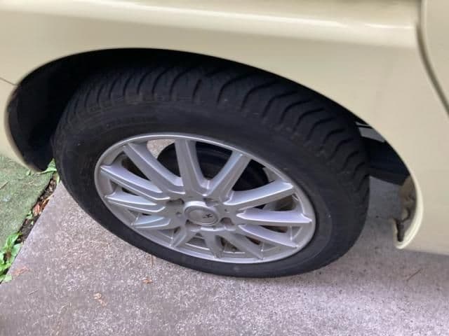 Car thumbnail 4