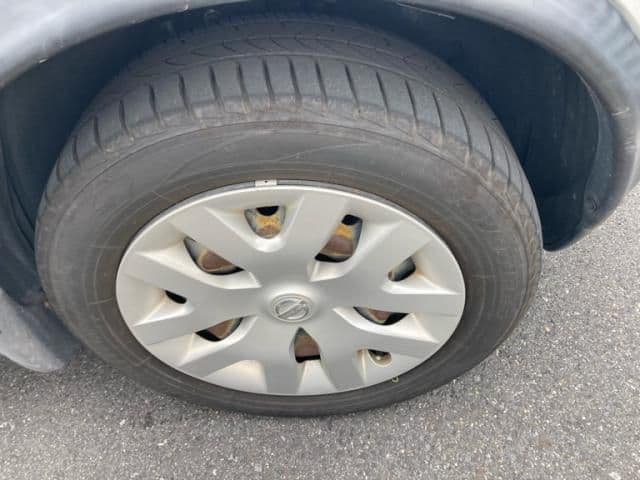 Car thumbnail 3