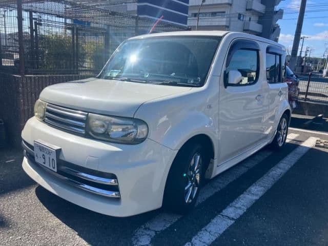 NISSAN