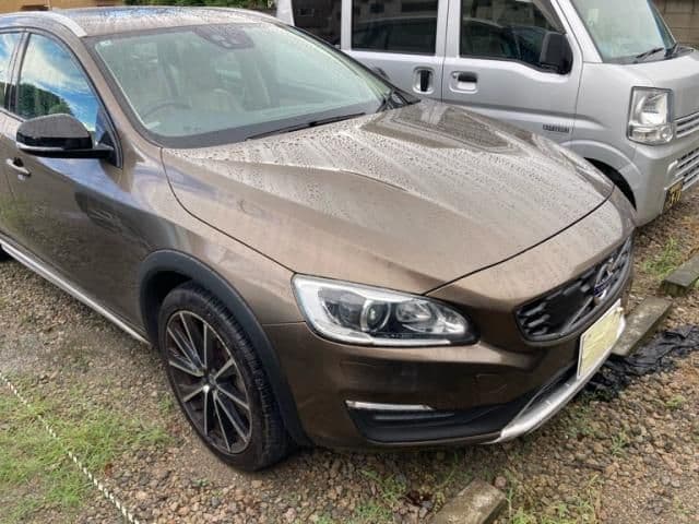 VOLVO