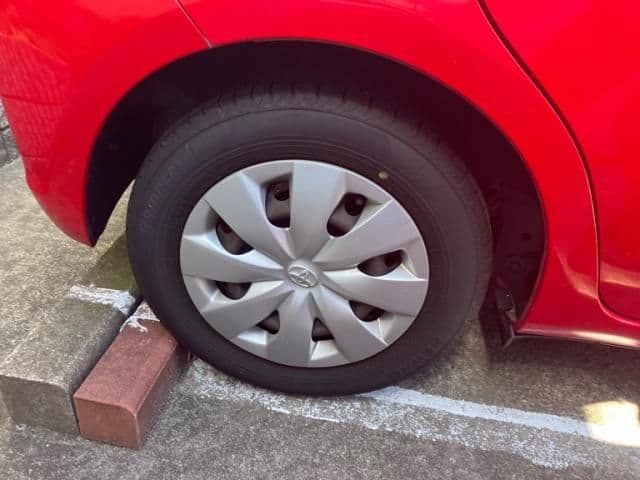 Car thumbnail 4