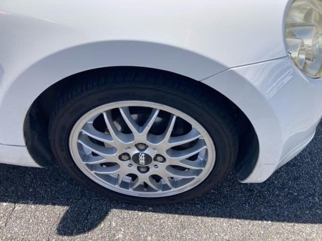 Car thumbnail 3