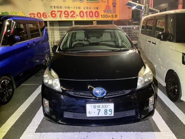 TOYOTA PRIUS