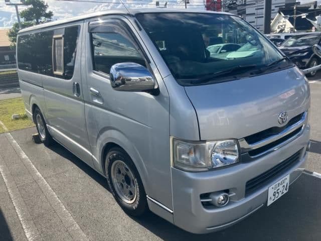 TOYOTA HIACE van 2WD