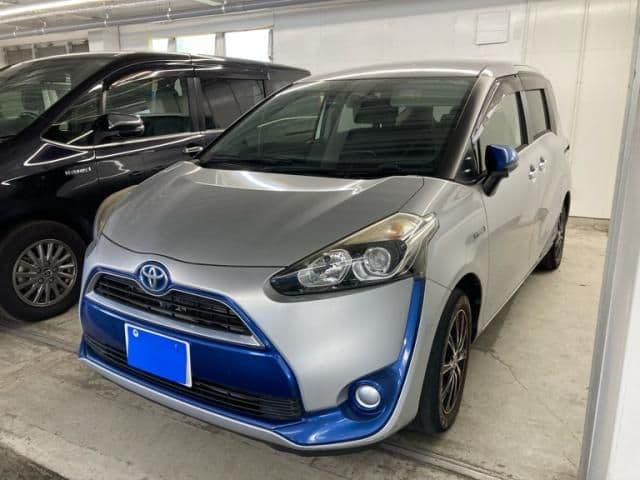 TOYOTA SIENTA HYBRID