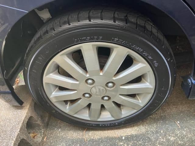 Car thumbnail 4