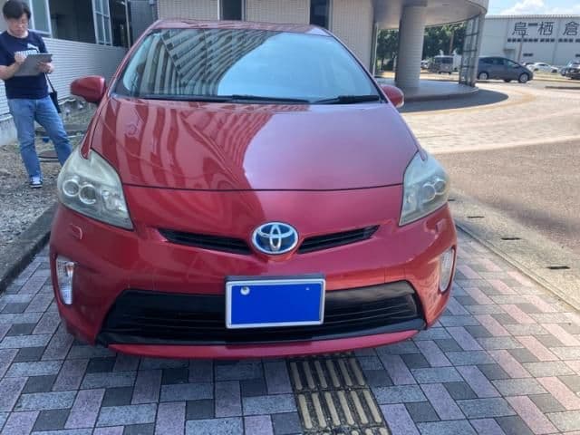 TOYOTA PRIUS