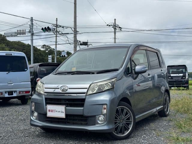 DAIHATSU MOVE CUSTOM
