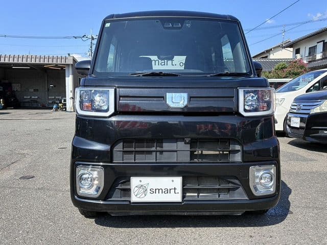 Car thumbnail 3