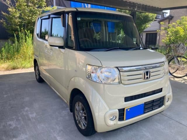 HONDA N BOX 4WD