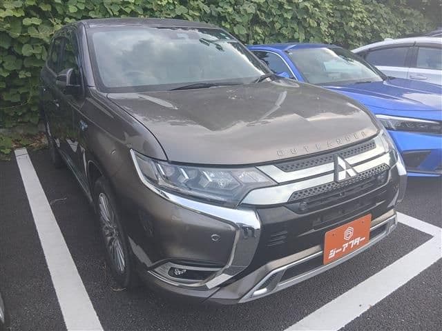 MITSUBISHI OUTLANDER PHEV