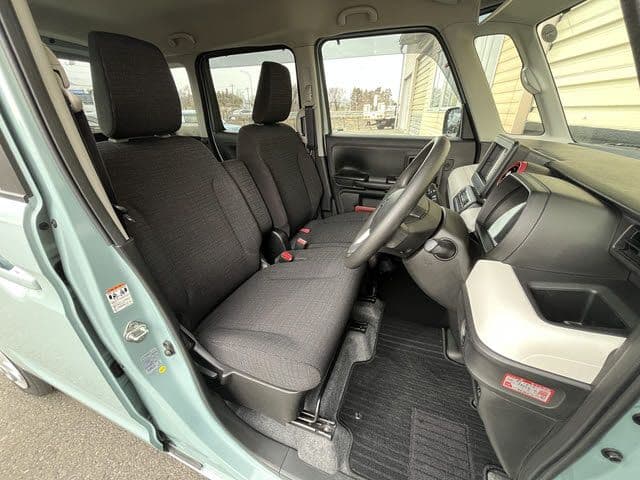 Car thumbnail 4