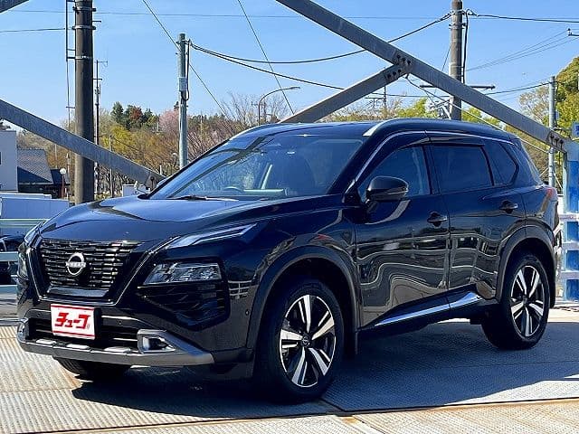 NISSAN X-TRAIL HYBRID 4WD