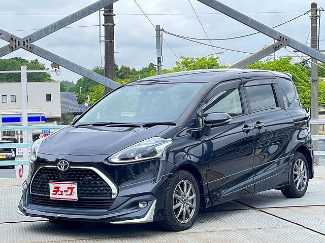 TOYOTA SIENTA
