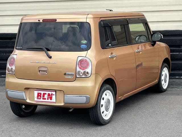 Car thumbnail 3