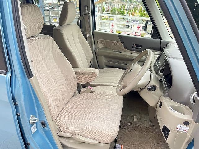 Car thumbnail 4