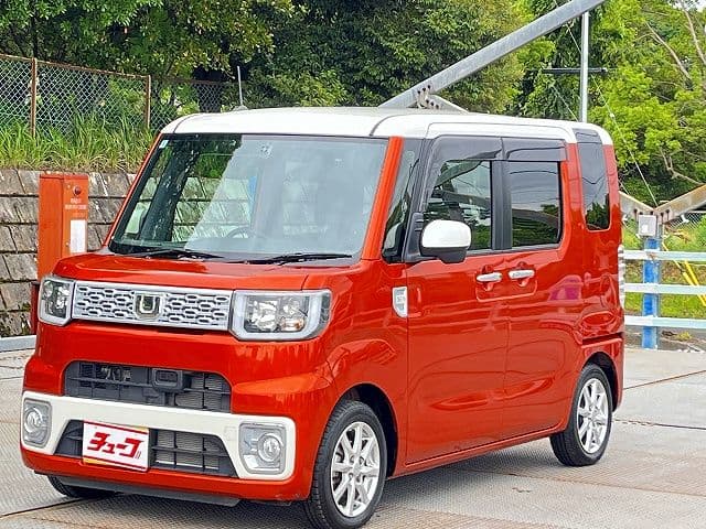 DAIHATSU WAKE