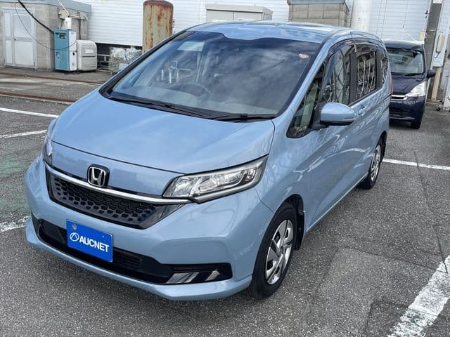 HONDA FREED HYBRID