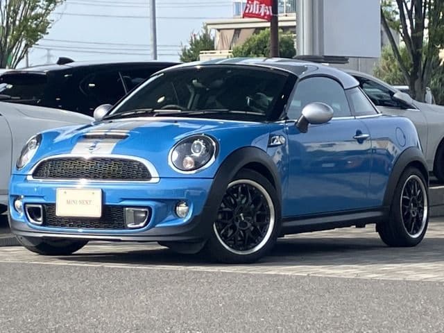 Car image 1