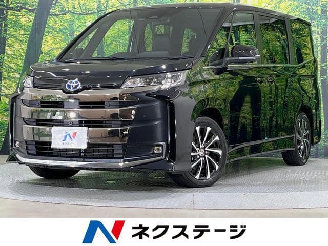 TOYOTA NOAH HYBRID