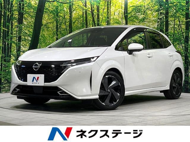 NISSAN AURA