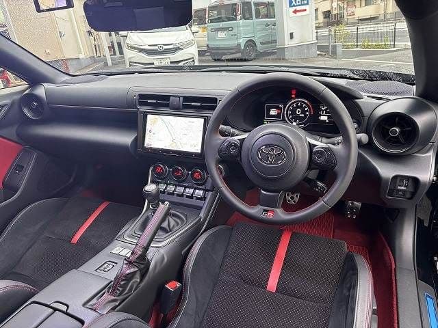 Car thumbnail 2