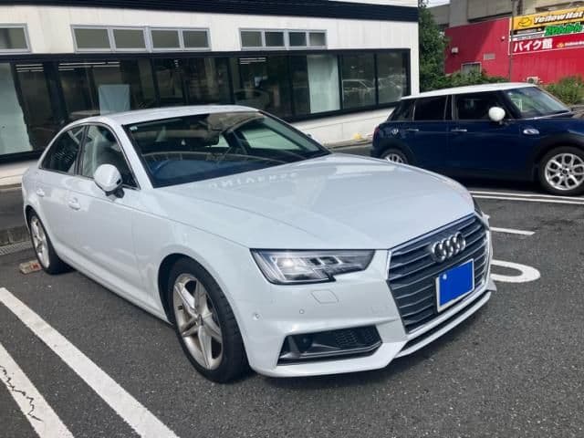 Car image 1