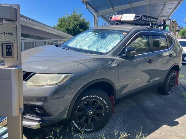 NISSAN