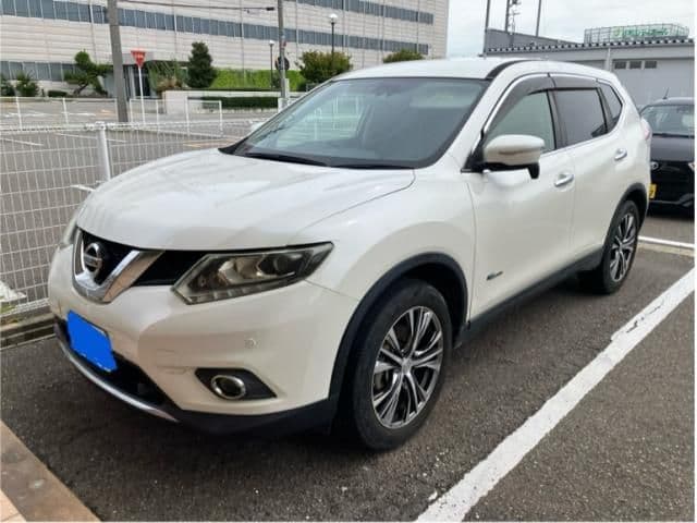 NISSAN