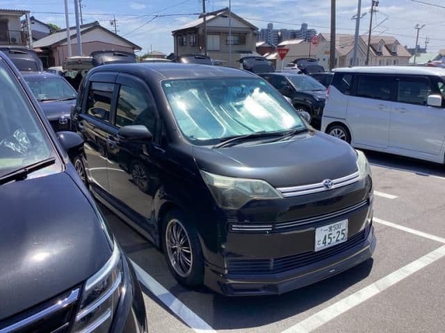 TOYOTA SPADE
