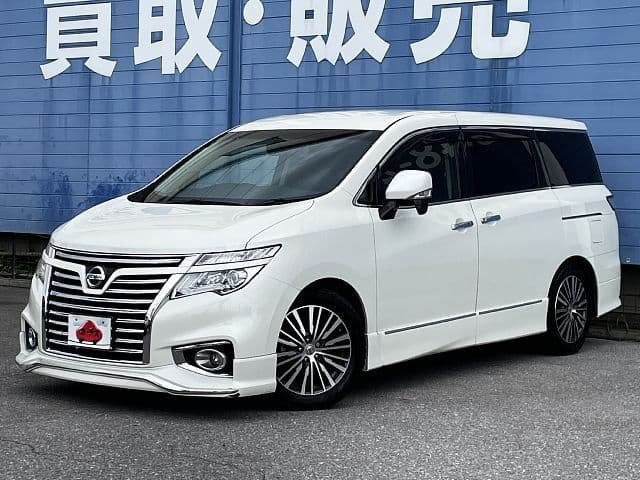 NISSAN ELGRAND