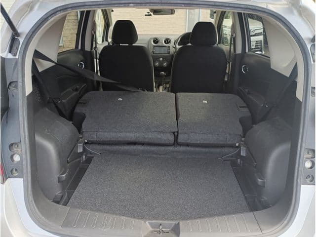 Car thumbnail 4
