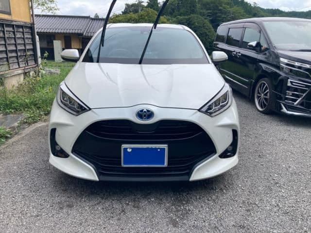 TOYOTA YARIS HYBRID