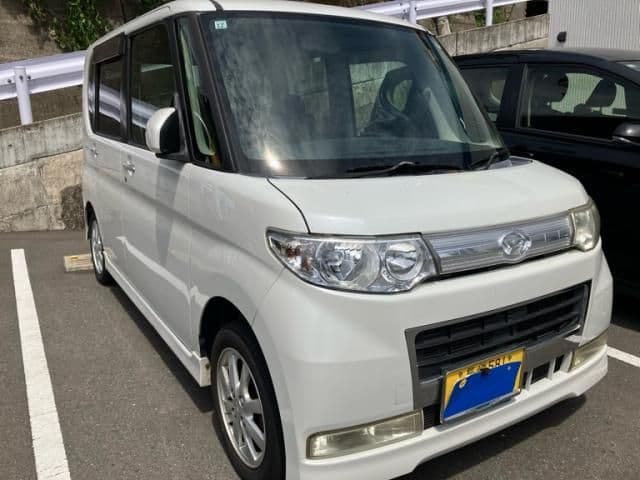 DAIHATSU TANTO CUSTOM
