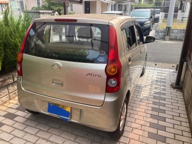 Car thumbnail 4
