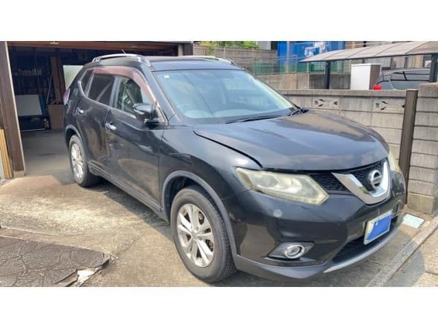 NISSAN